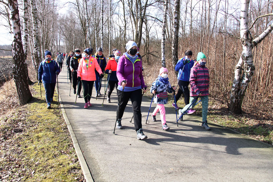 Trening nordic walking z okazji Dnia Kobiet